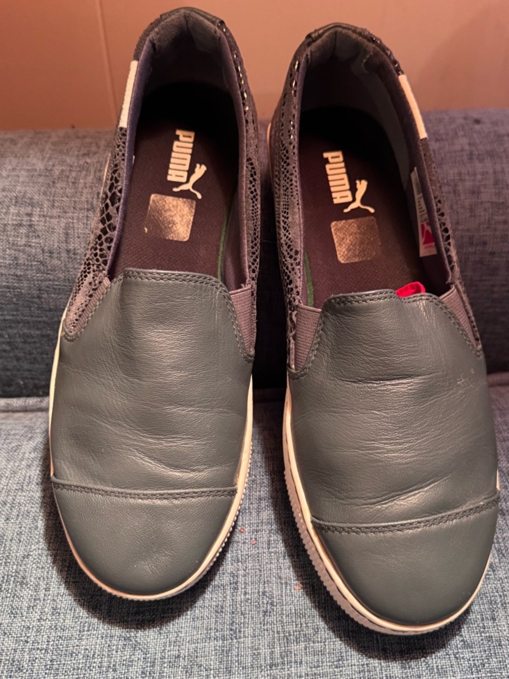 Puma Slip-On gray with White Soles - Picture 7 of 7